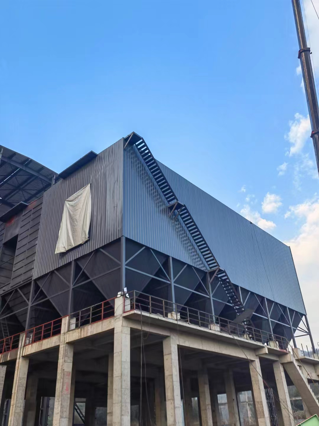 �������x���}�_���m��,